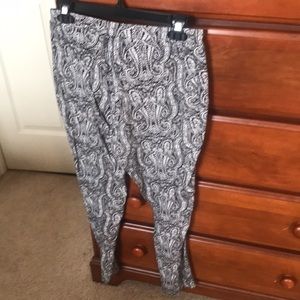 Patterned pants​